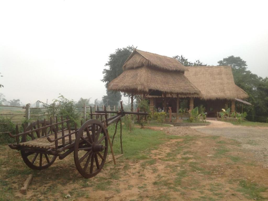 Mr Charles River View Lodge Hsipaw Zewnętrze zdjęcie